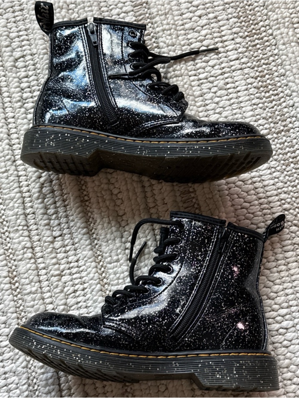 Girl’s Doc Martens Youth Glitter Lace Up Boots 1460 J Black–Cosmic Glitter US 4 - Picture 7 of 10